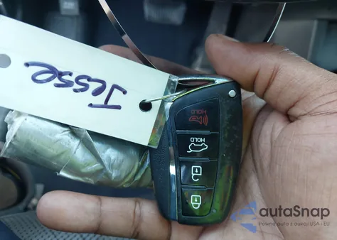 2015 Hyundai Santa Fe Gls z USA, uszkodzony, nr VIN KM8SN4HF6FU111062